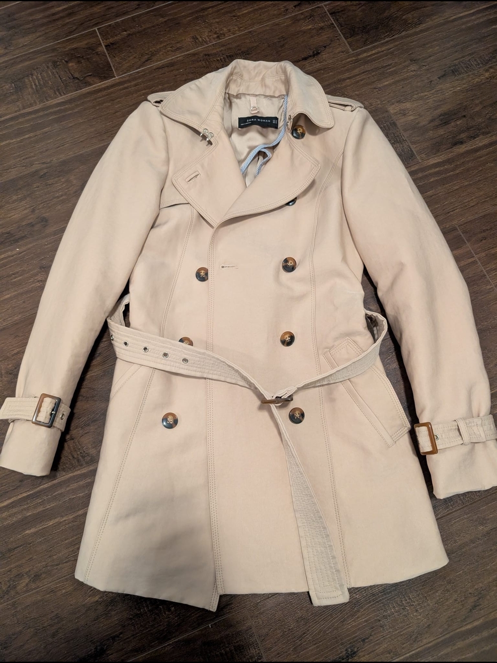 Zara Light Beige Double-Breasted Trench Coat with Belt- XS